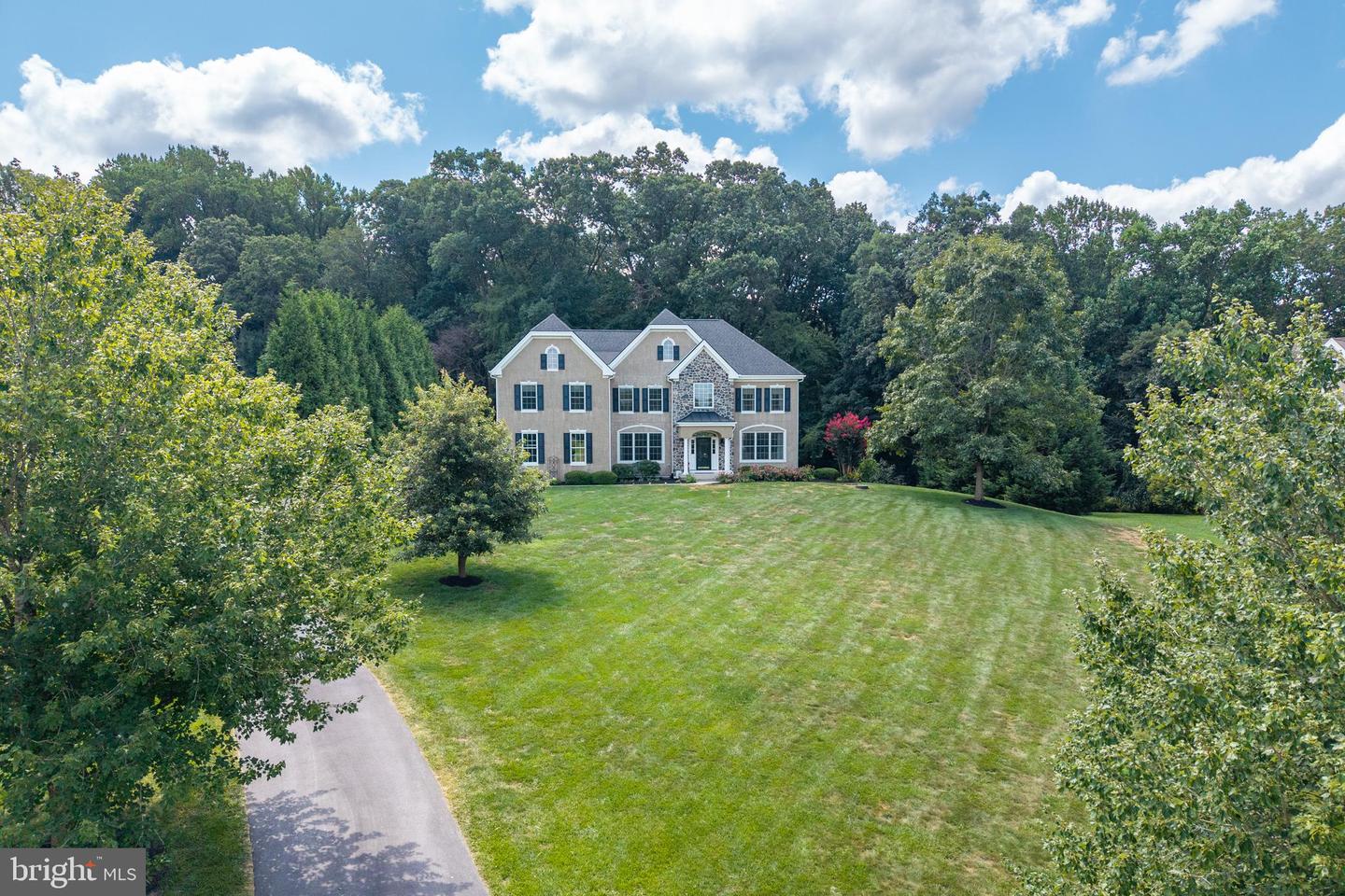 109 Mcberty Ct Property Photo 1