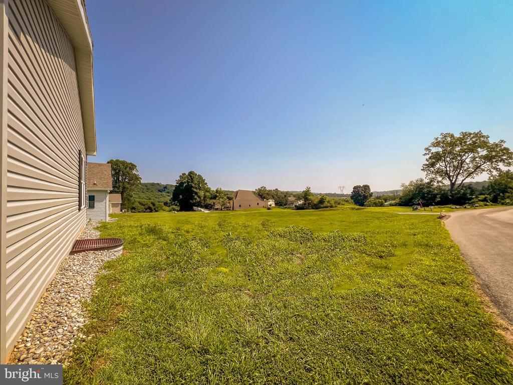 139 Minch Rd Property Photo 5