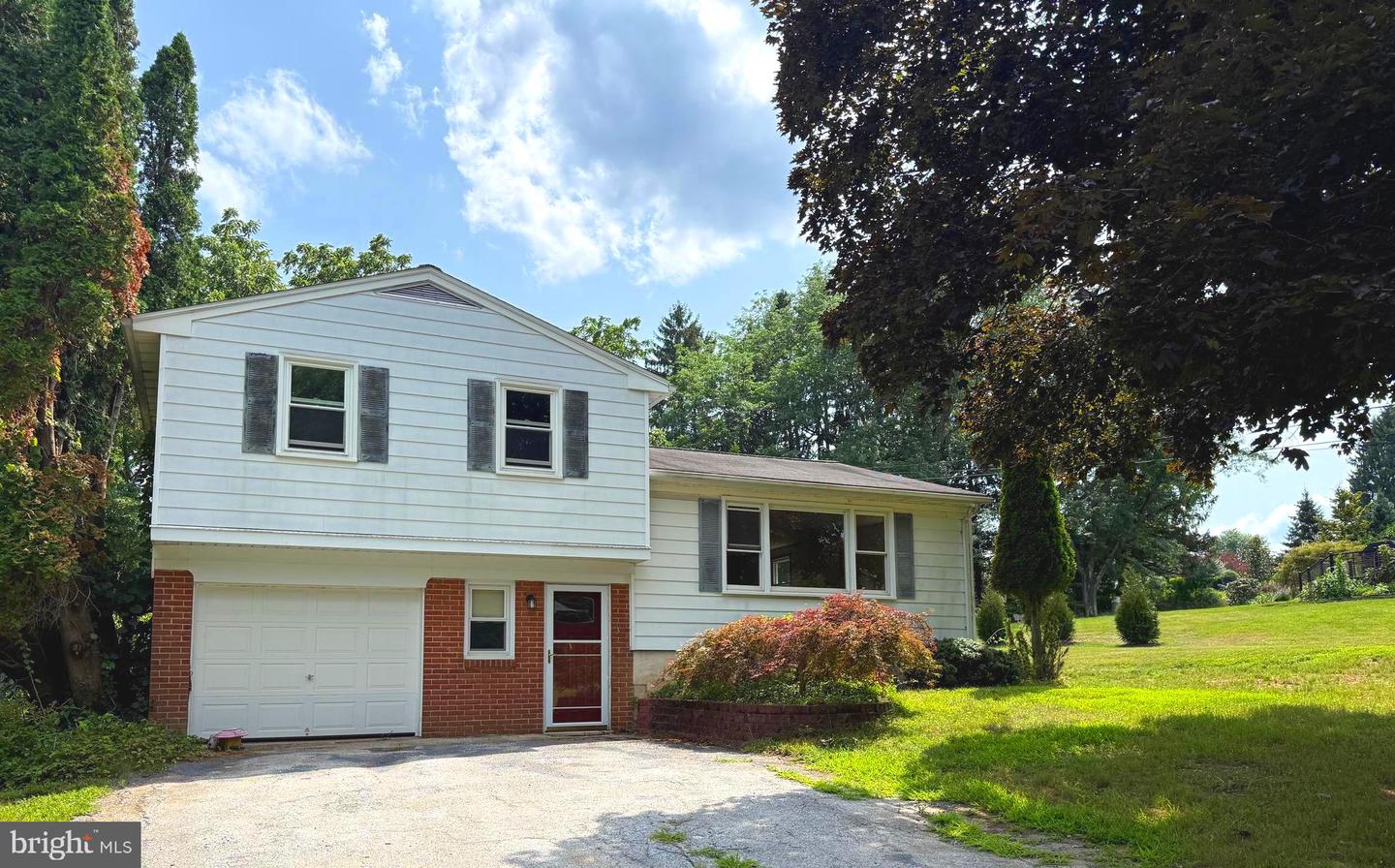 128 Union Rd Property Photo 2