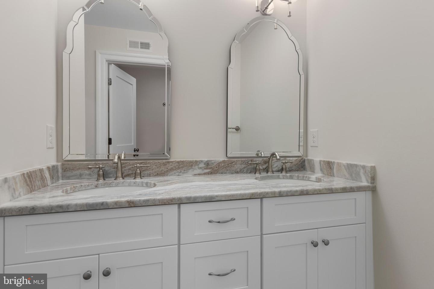1423 Millstone Cir Property Photo 32