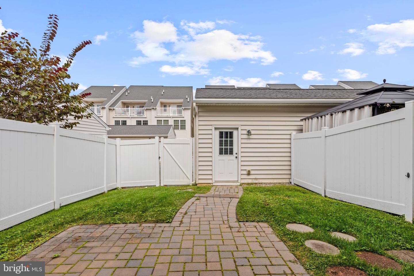 631 W Magnolia Ct Property Photo 45