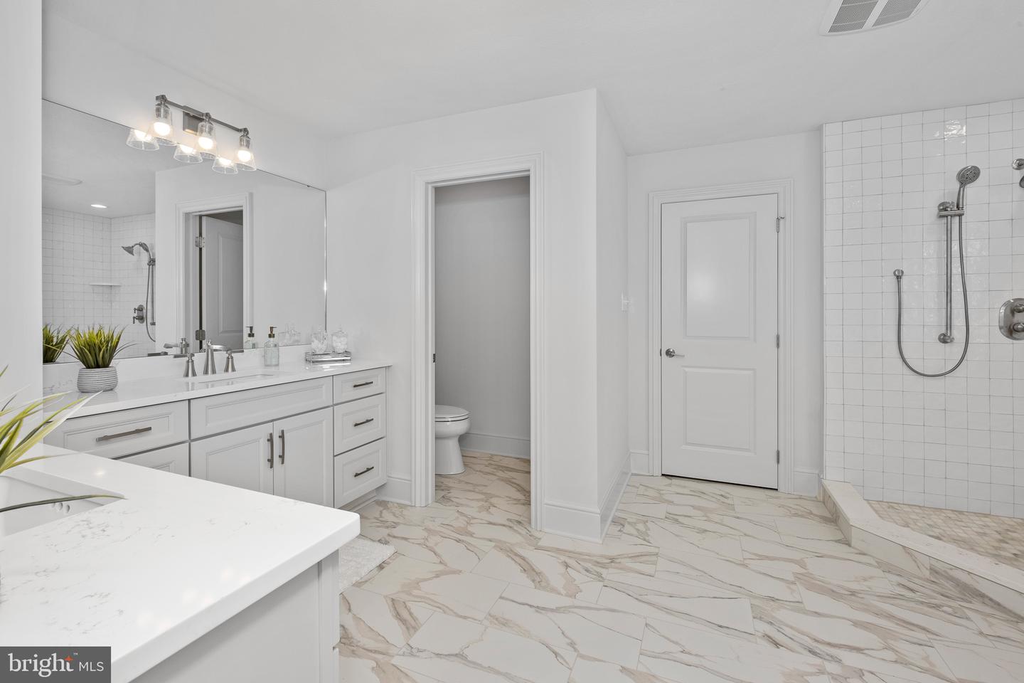 547 Webb Road - Rd Property Photo 28