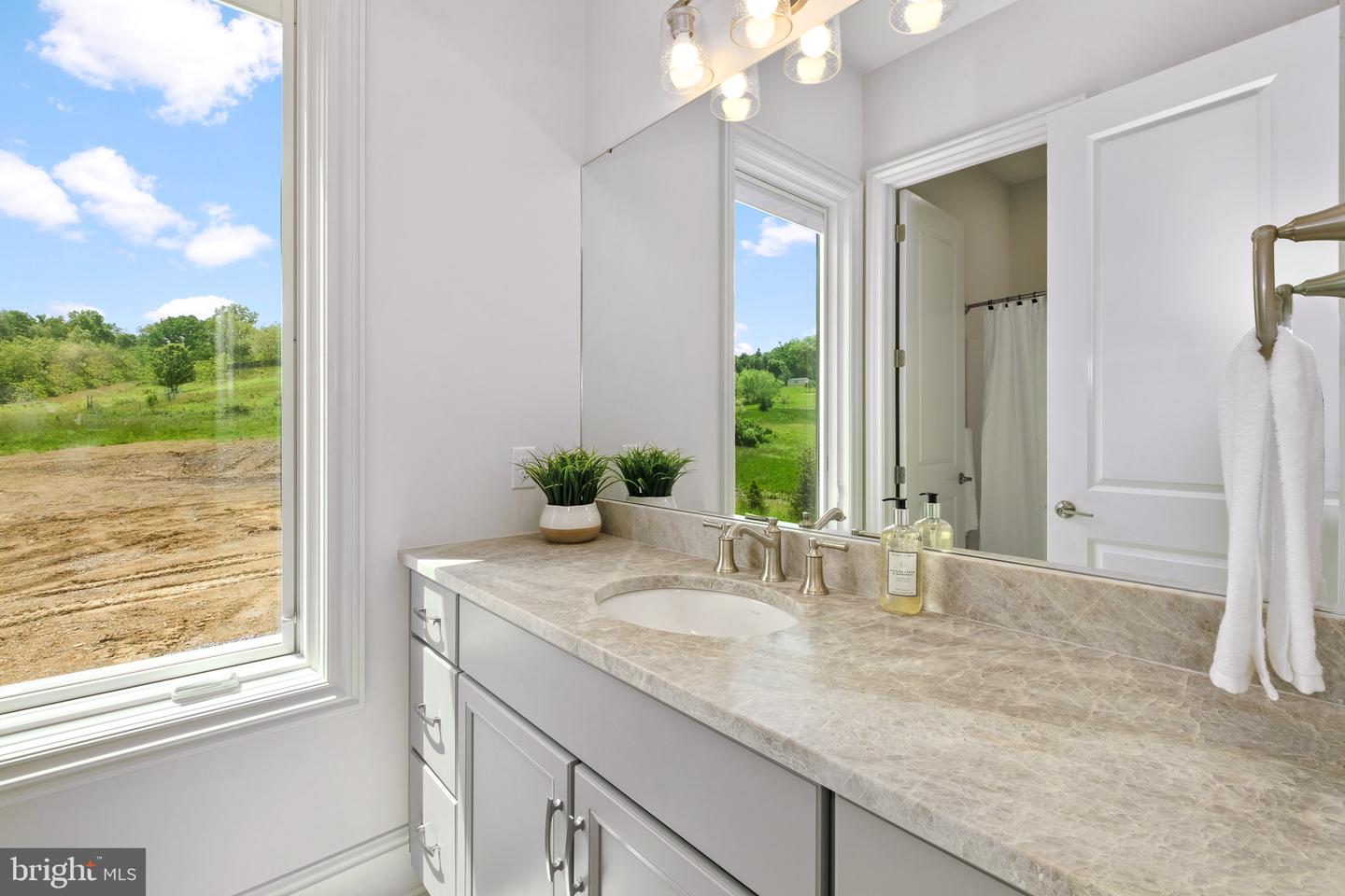 547 Webb Road - Rd Property Photo 44