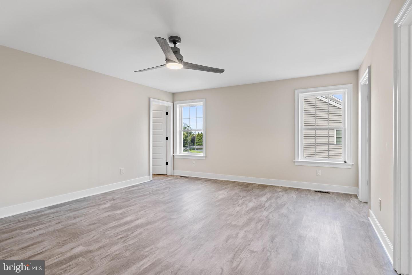 11010710 Radcliffe Ct Property Photo 23
