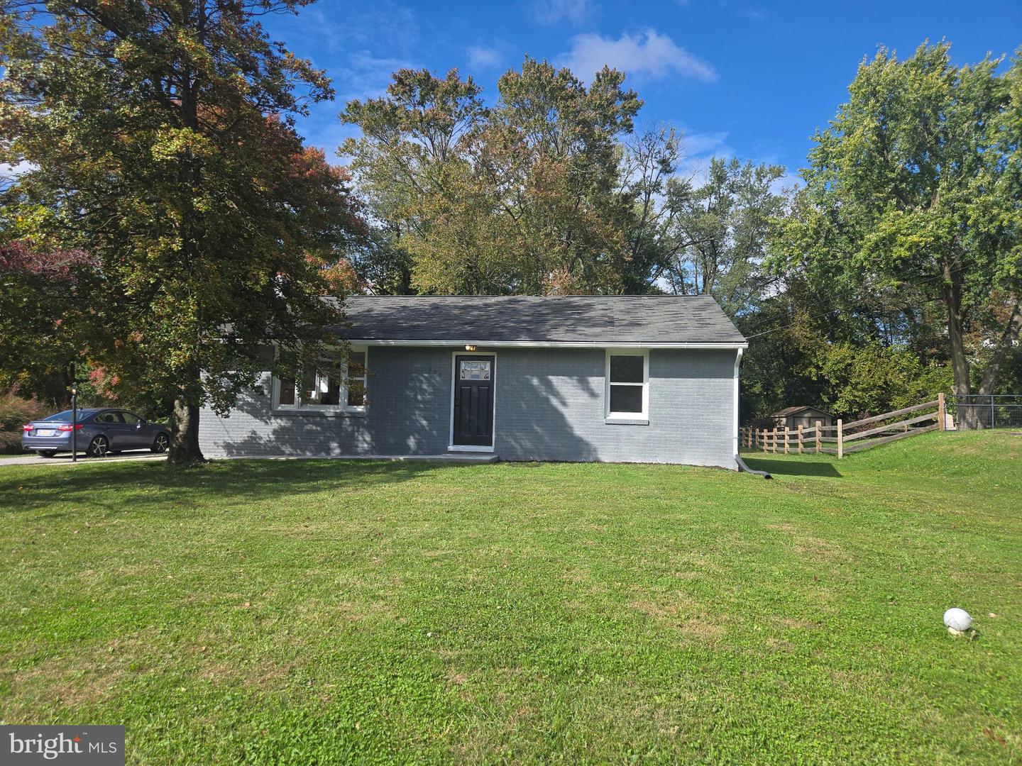 723 Valley Ave Property Photo 1