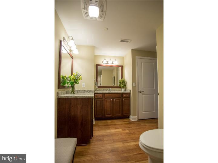 1015 Andrew Dr #3x Den Models Avail Property Photo 5