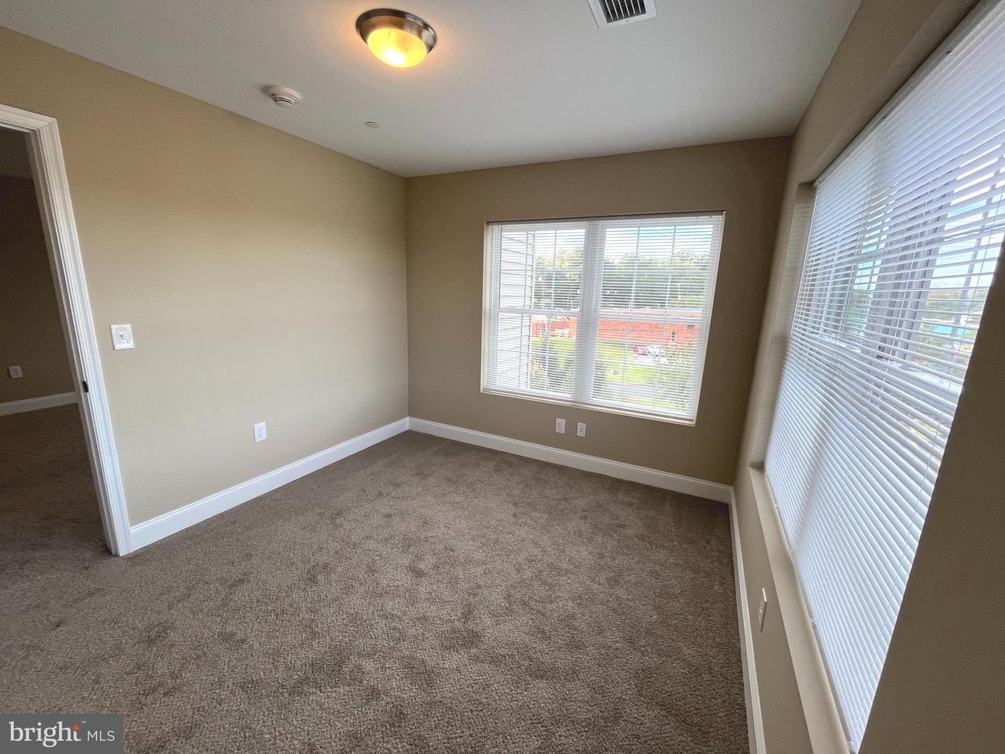 1015 Andrew Dr #3x Den Models Avail Property Photo 12