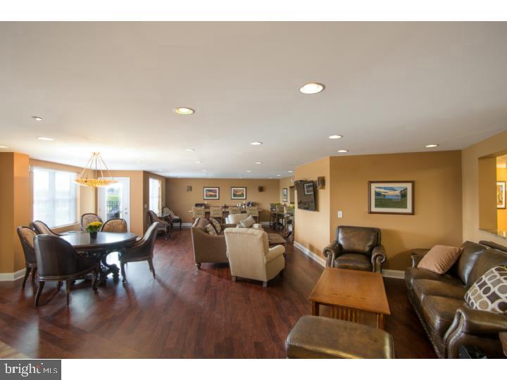 1015 Andrew Dr #3x Den Models Avail Property Photo 14