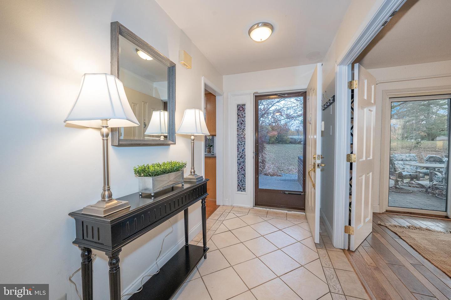 301 Hanover Ct Property Photo 11