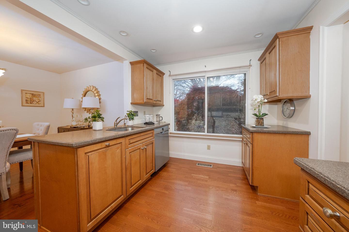 301 Hanover Ct Property Photo 17