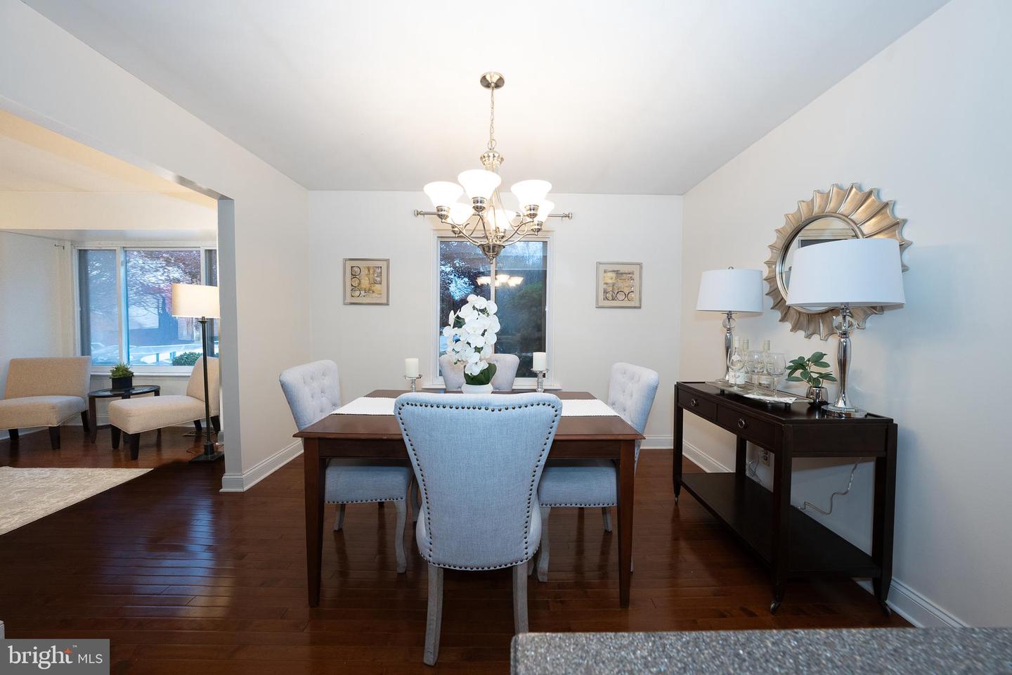 301 Hanover Ct Property Photo 26