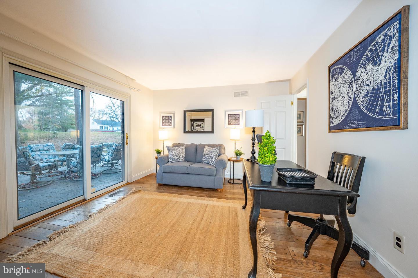 301 Hanover Ct Property Photo 30