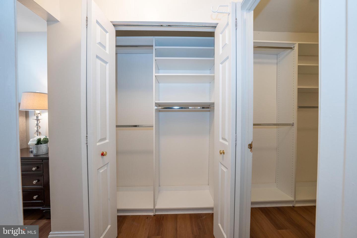 301 Hanover Ct Property Photo 36