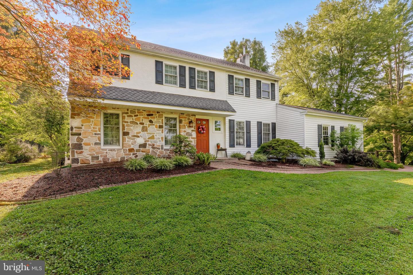 1153 Westtown Rd Property Photo 4