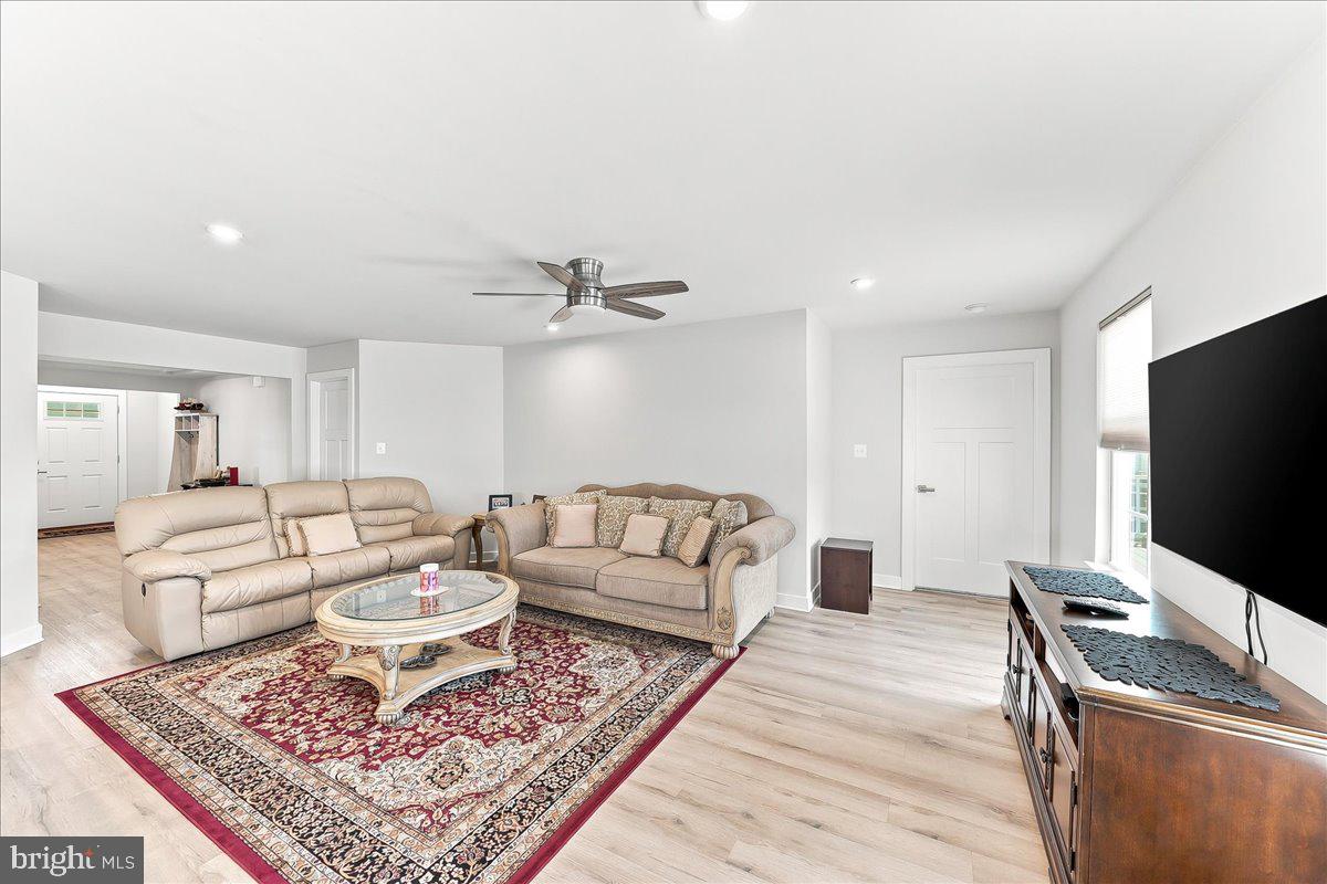 260 Letitia Manor Dr Property Photo 11