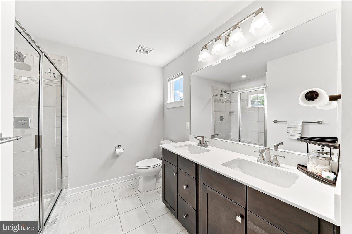 260 Letitia Manor Dr Property Photo 16