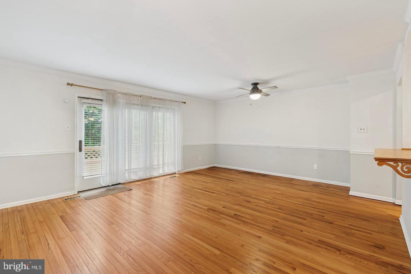 32 Main St Property Photo 6