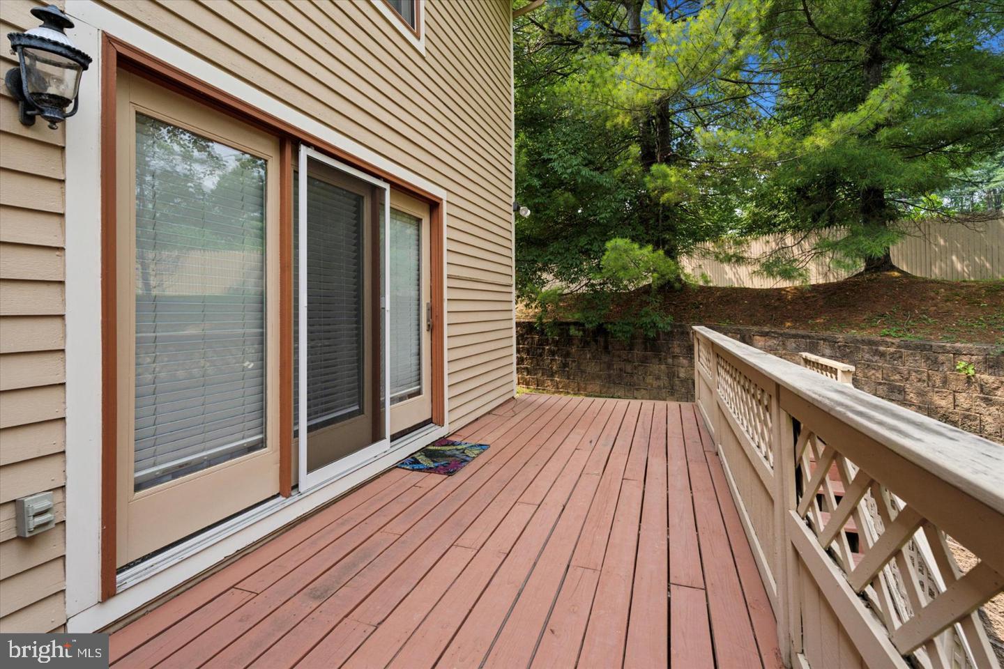 32 Main St Property Photo 18