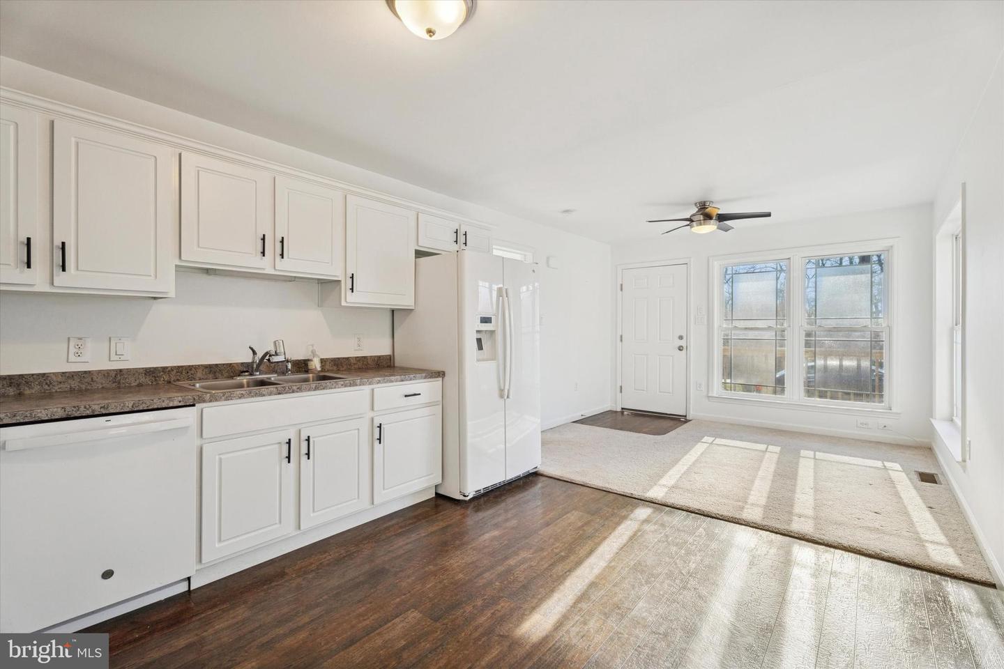 98 N Bacton Hill Rd #unit A Property Photo 4