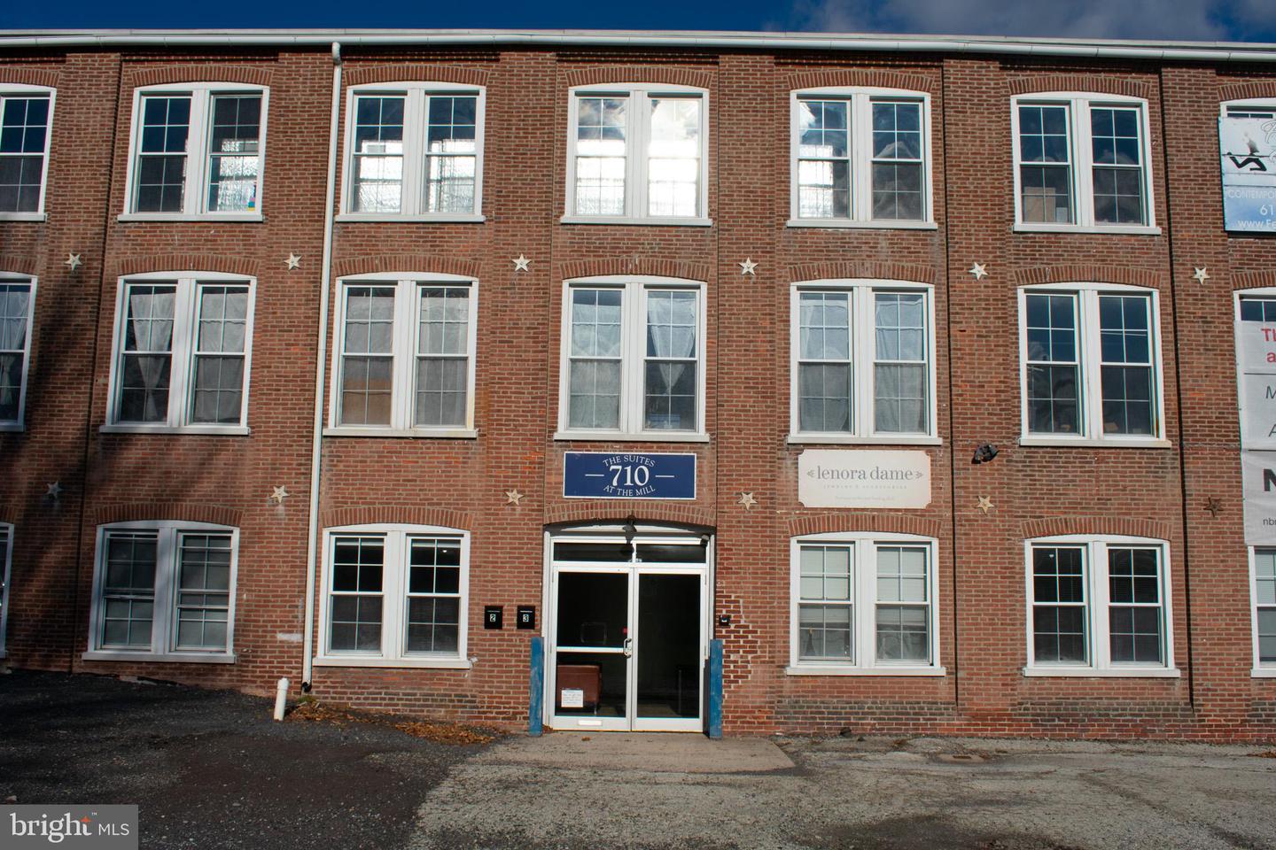 710 Wheatland St #108 Property Photo 2