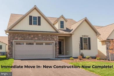 605 Greenbriar Path Property Photo 1