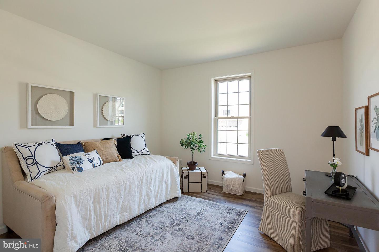 605 Greenbriar Path Property Photo 18