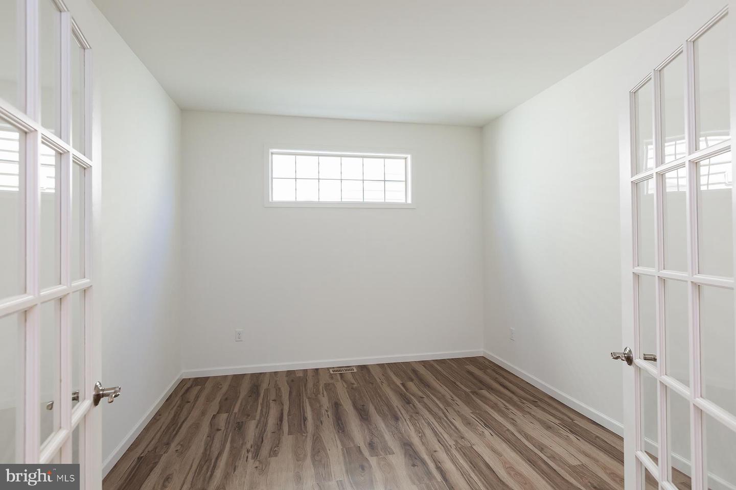 605 Greenbriar Path Property Photo 20
