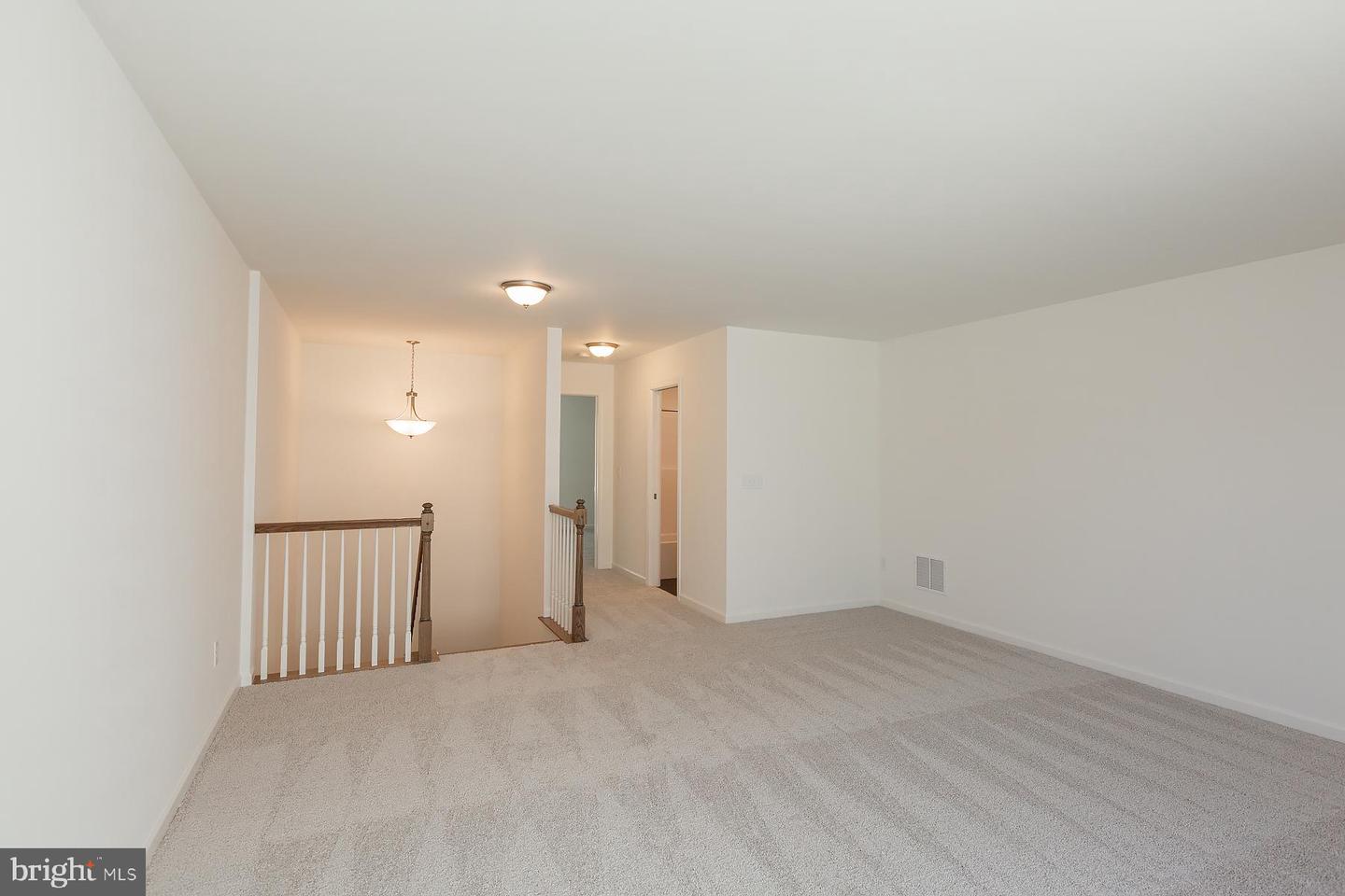 605 Greenbriar Path Property Photo 21