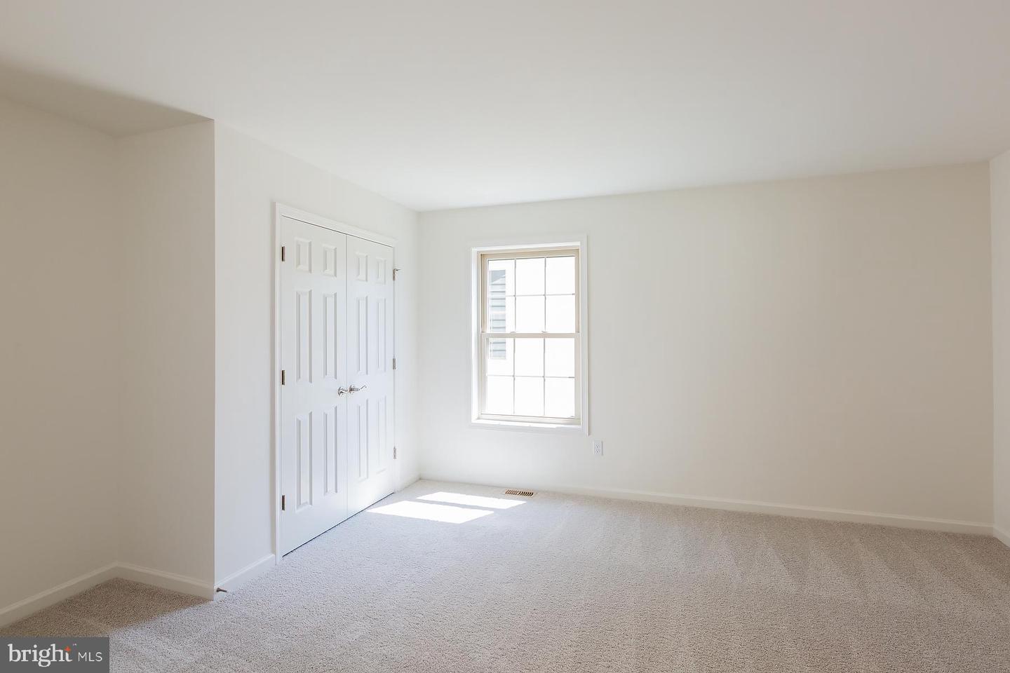 605 Greenbriar Path Property Photo 22