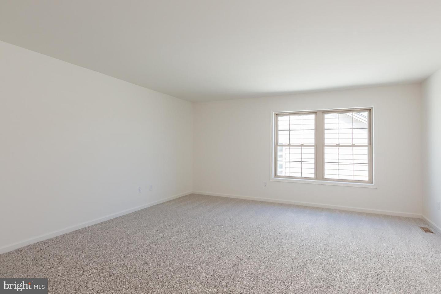 605 Greenbriar Path Property Photo 23
