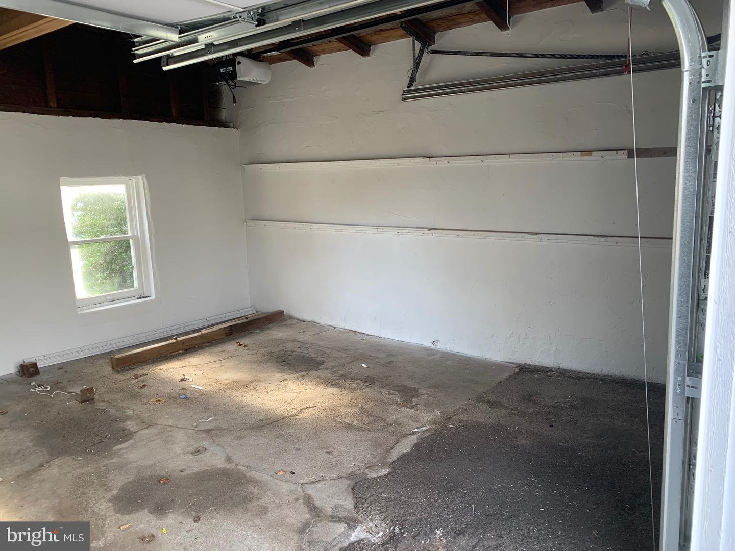 465 Freemont St Property Photo 10