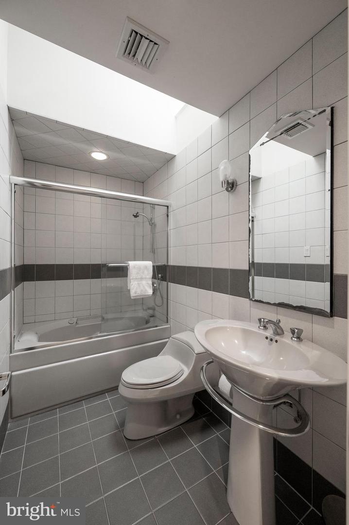 6 Hunt Club Ln Property Photo 43