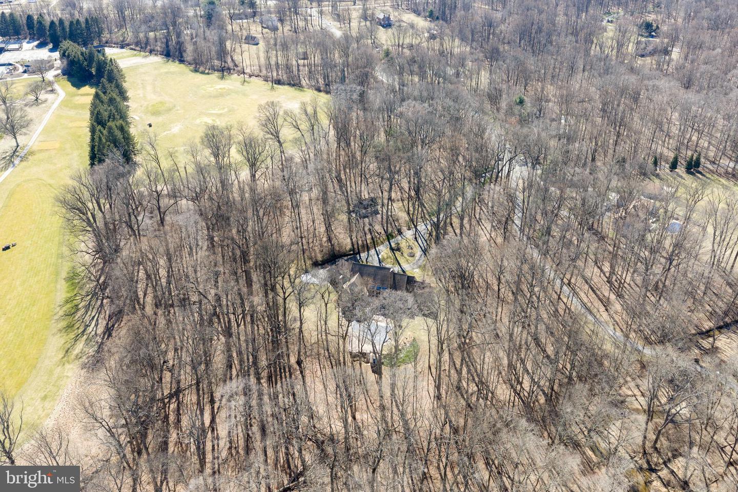 6 Hunt Club Ln Property Photo 88