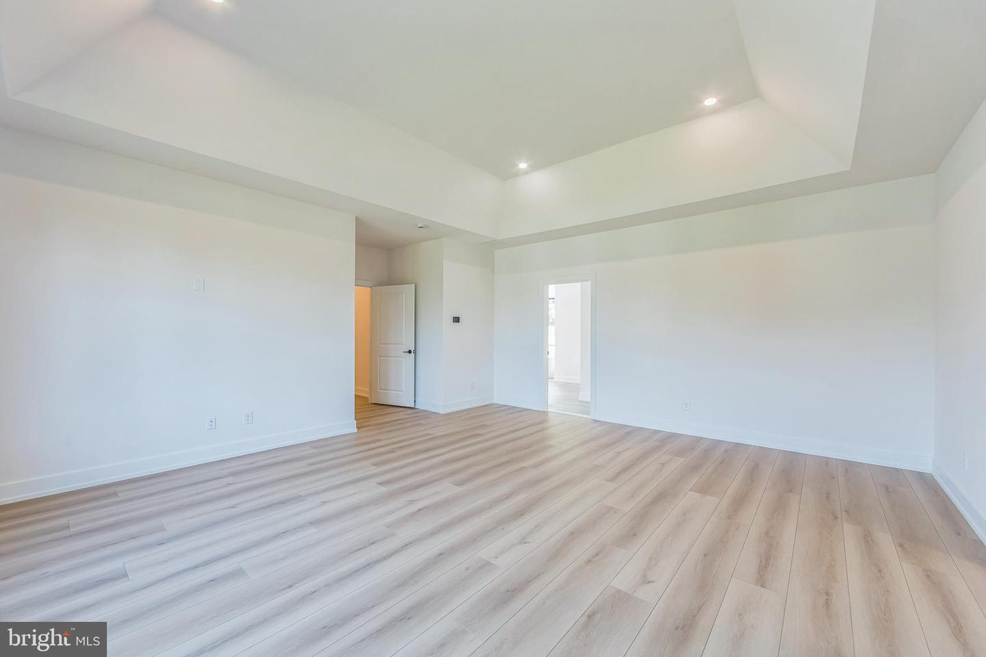 736 Northbrook Rd #l3 Property Photo 24
