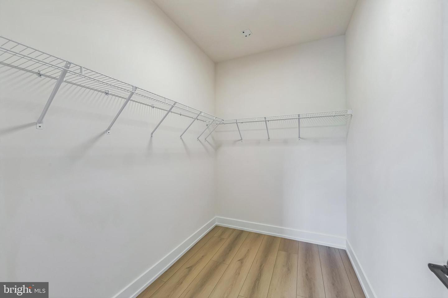 736 Northbrook Rd #l3 Property Photo 27