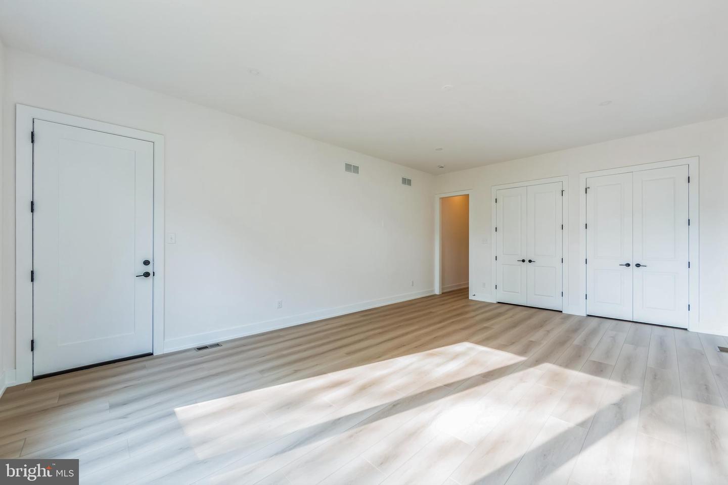 736 Northbrook Rd #l3 Property Photo 28