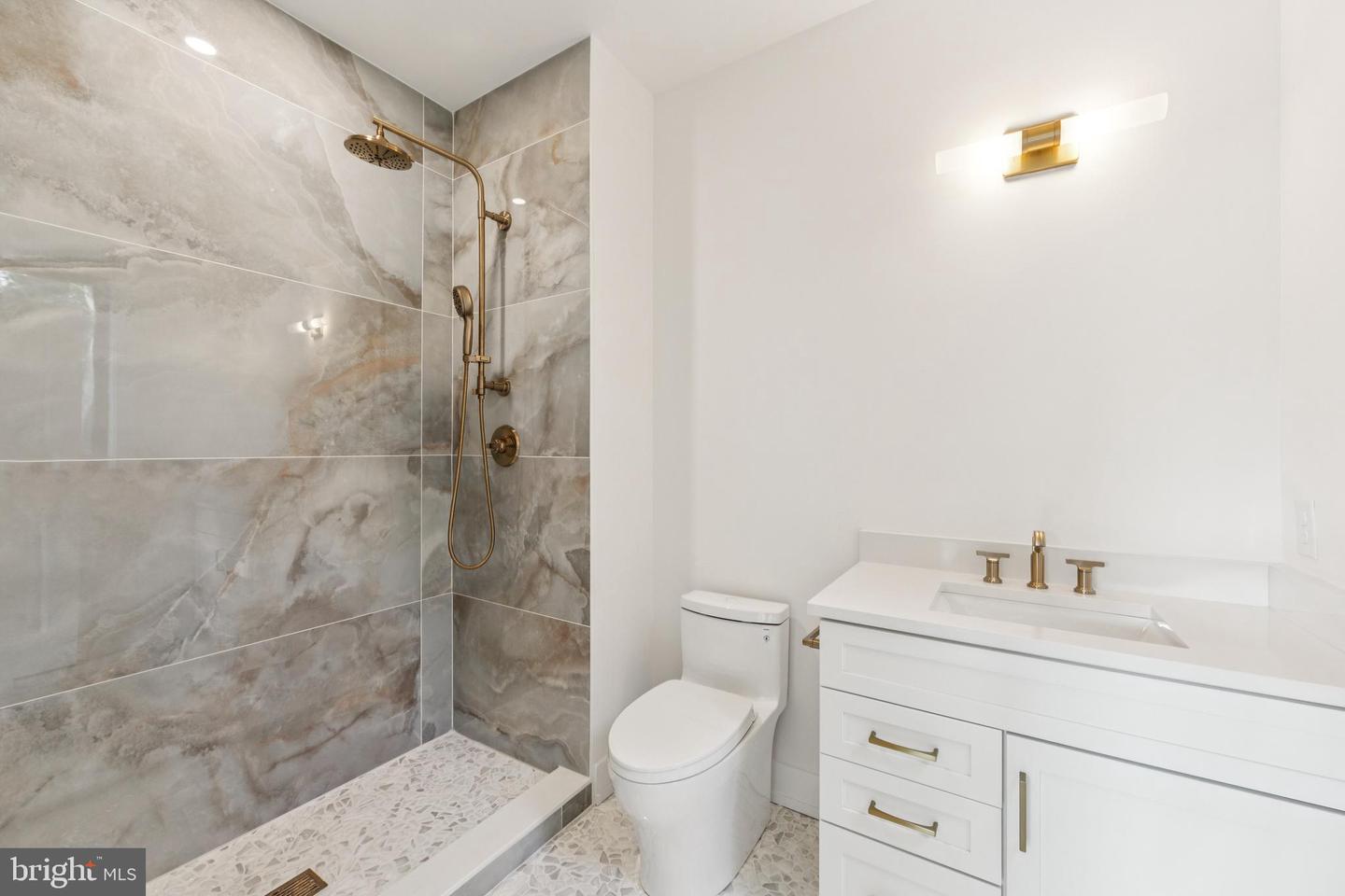 736 Northbrook Rd #l3 Property Photo 34