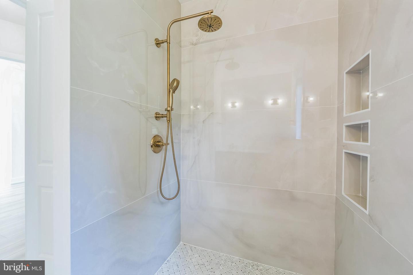 736 Northbrook Rd #l3 Property Photo 37