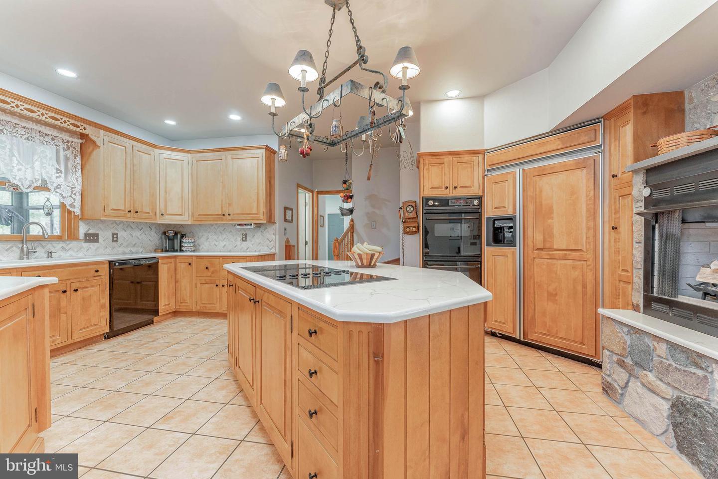 797 Tree Ln Property Photo 14