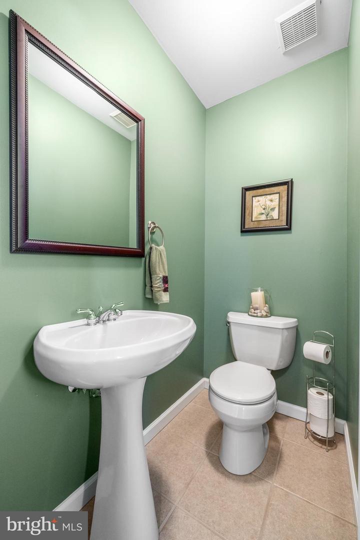 7 Richard Wilson Dr Property Photo 20