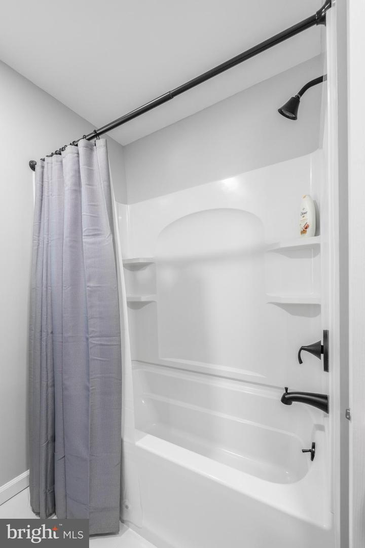 7 Richard Wilson Dr Property Photo 25