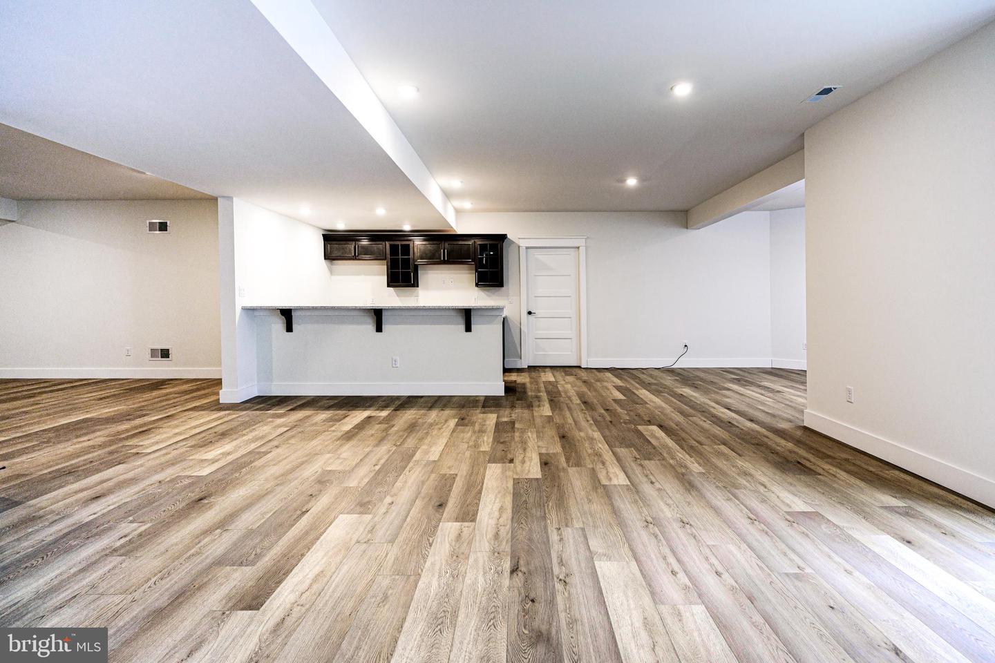 16 Mcknight Farm Ln Property Photo 44
