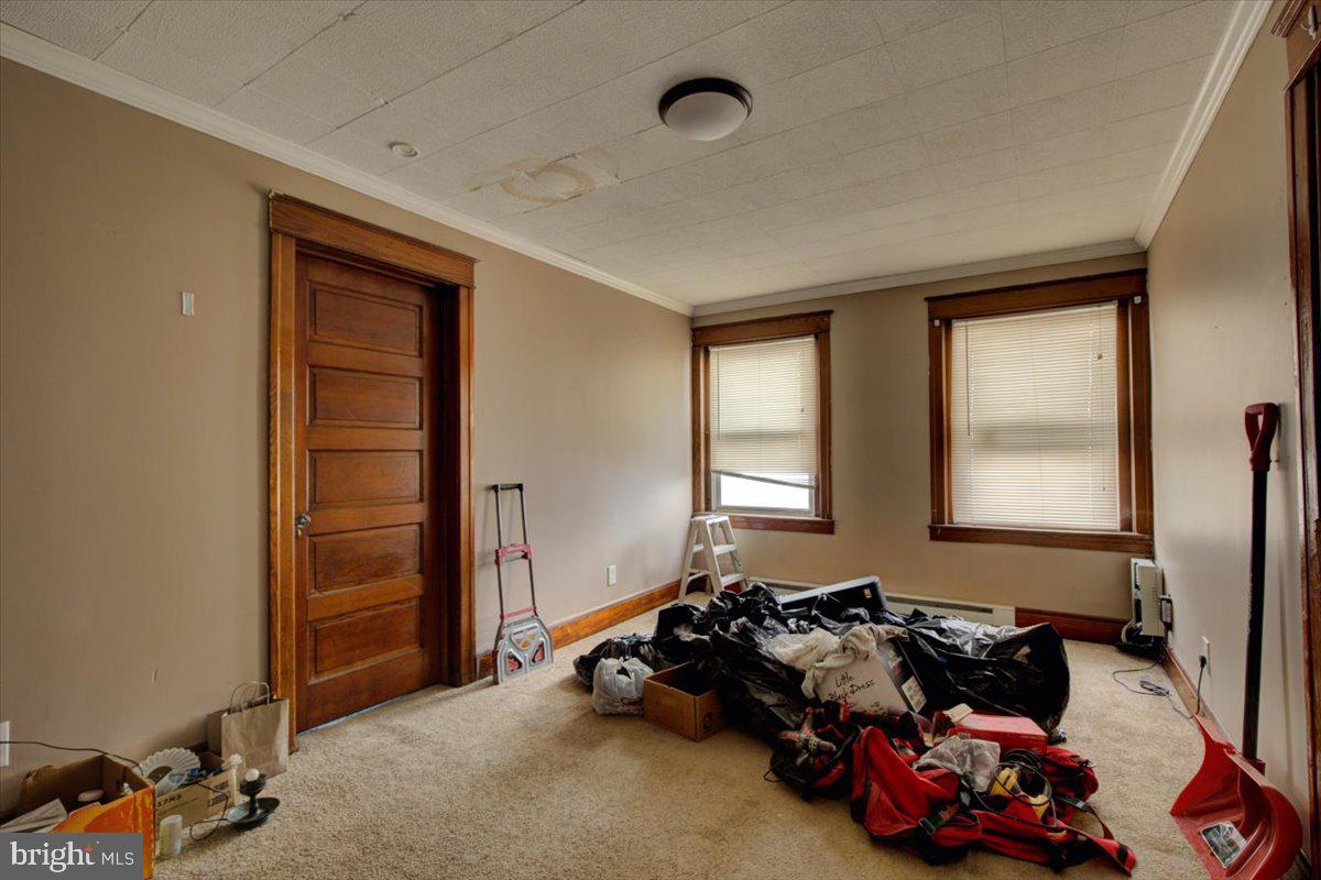 322 Bridge St Property Photo 15