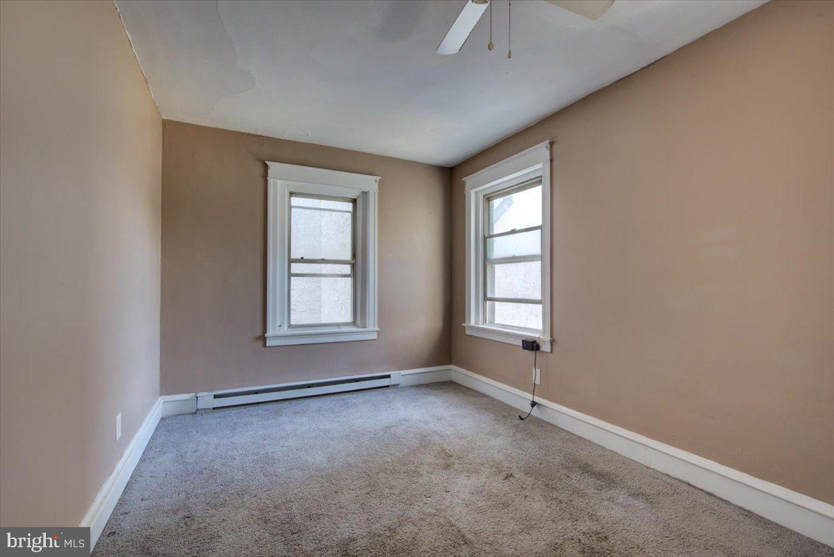 322 Bridge St Property Photo 33
