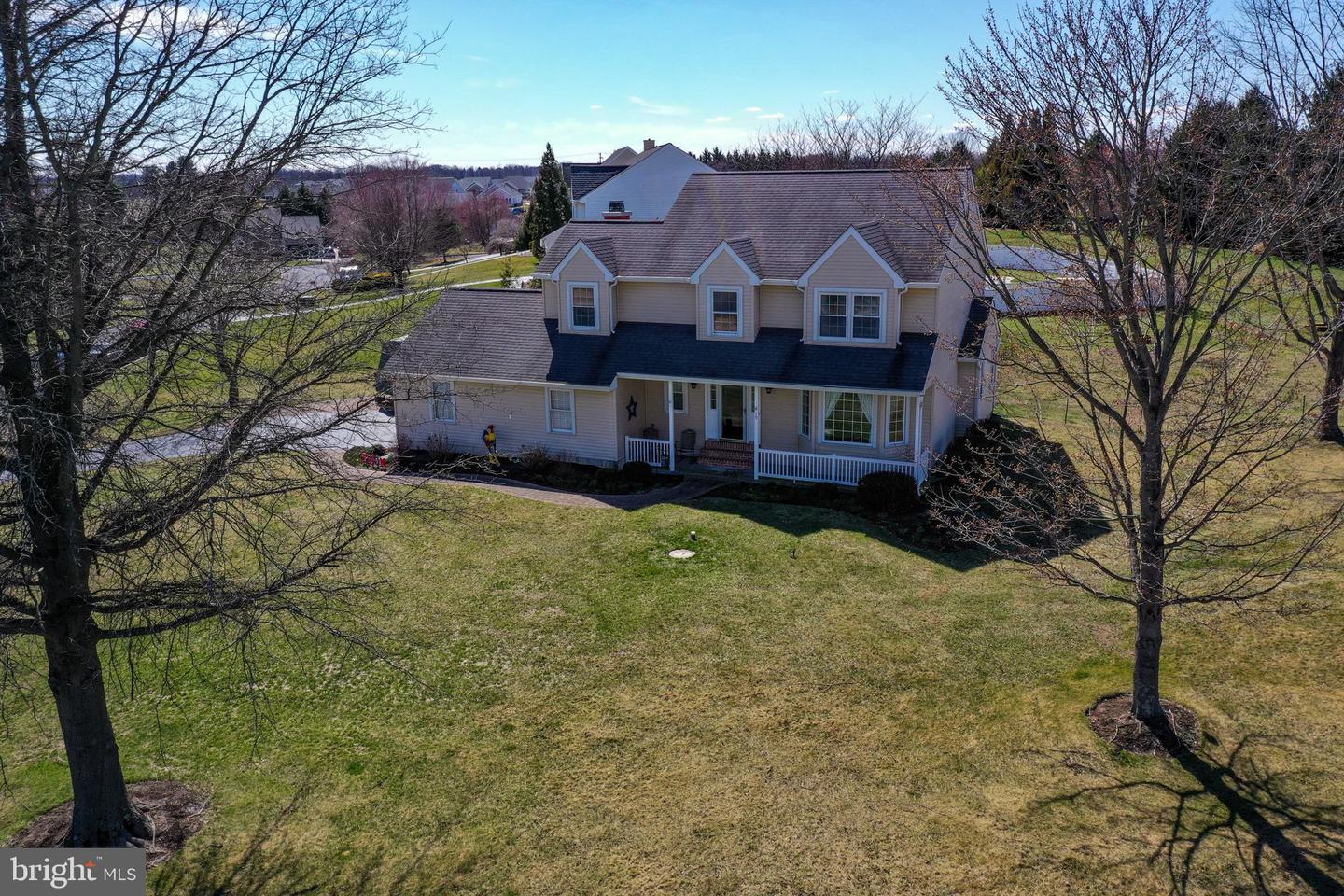 19 Ponds End Dr Property Photo 3