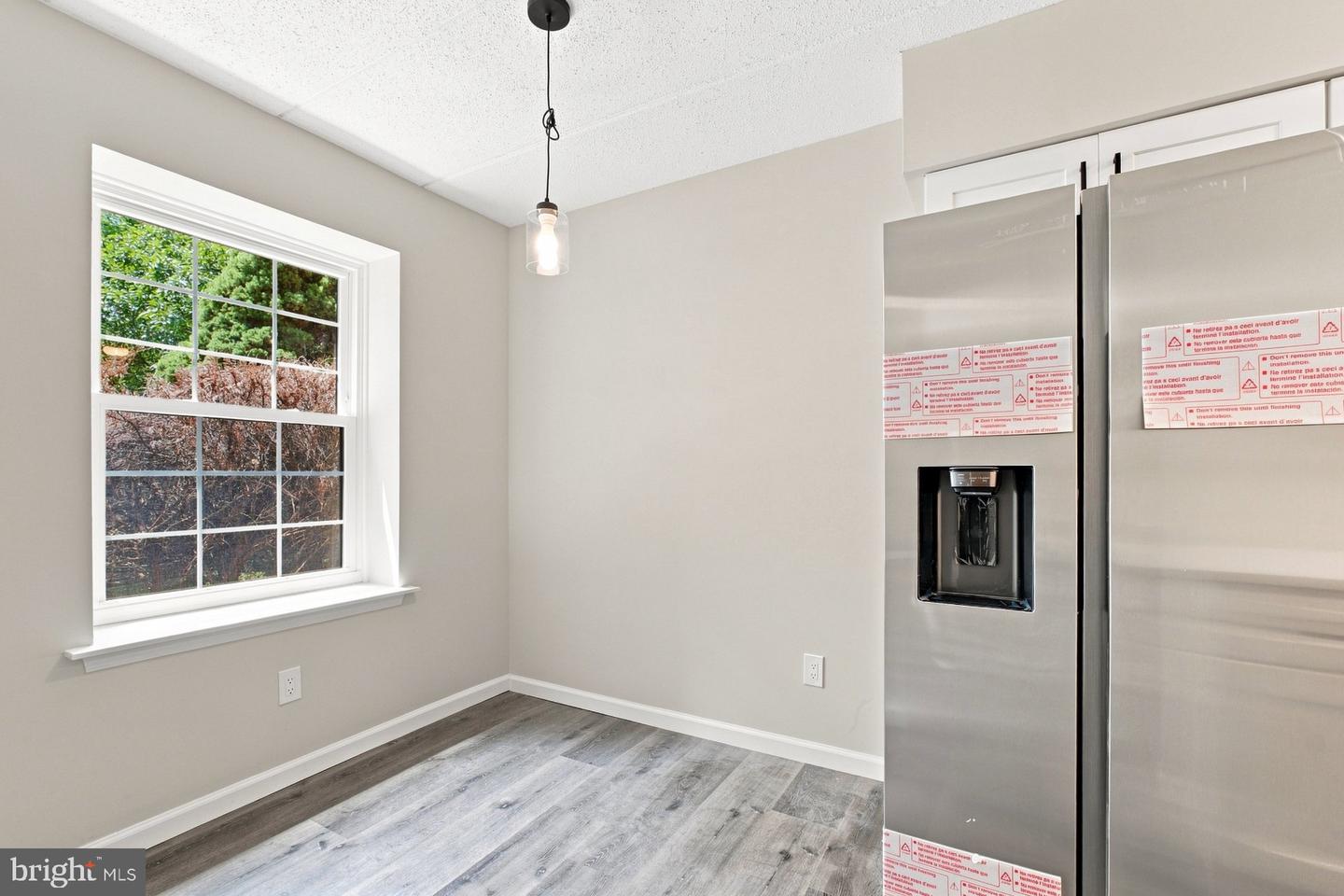 613 Washington Pl #13 Property Photo 6
