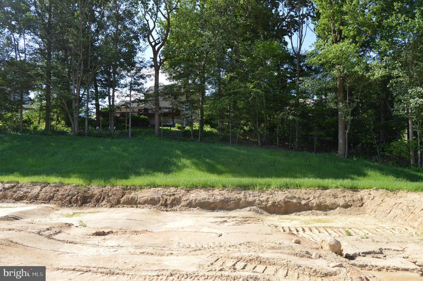 130 Foragers Ln Property Photo 2