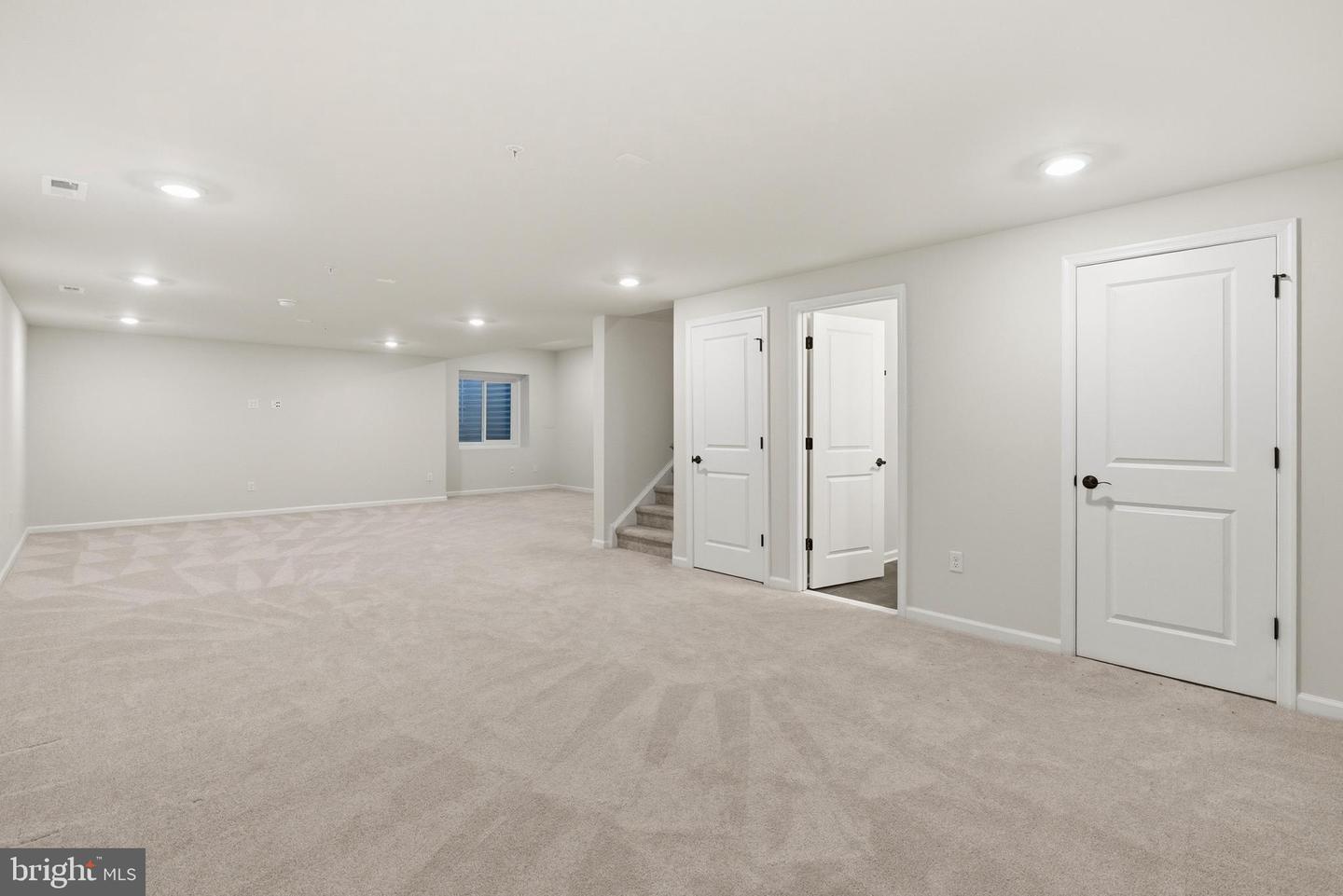 100 Lotus Ln Property Photo 35