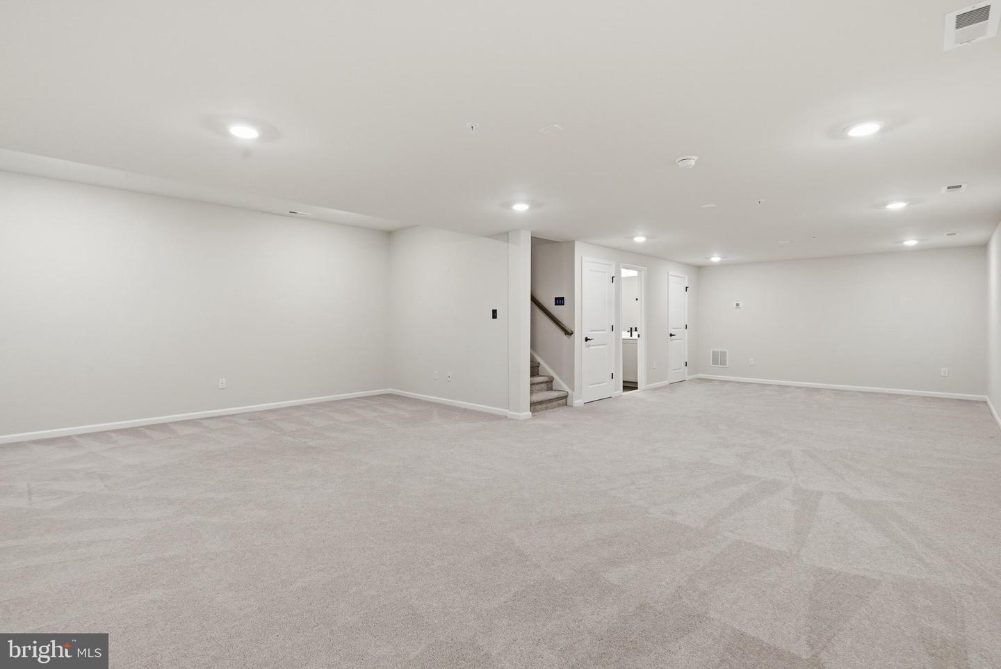 100 Lotus Ln Property Photo 36