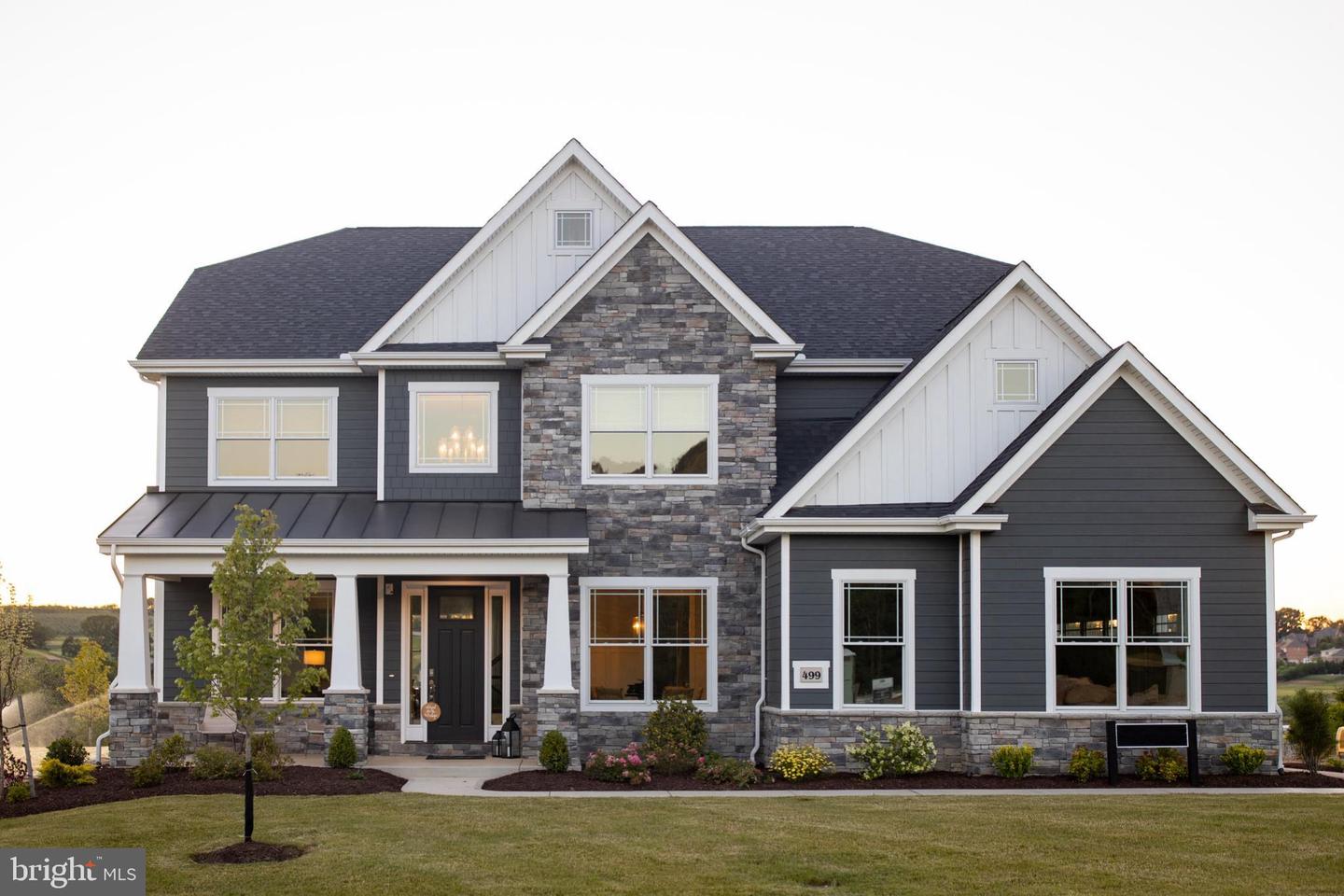 510 Newcomen Road #b3d Property Photo 1